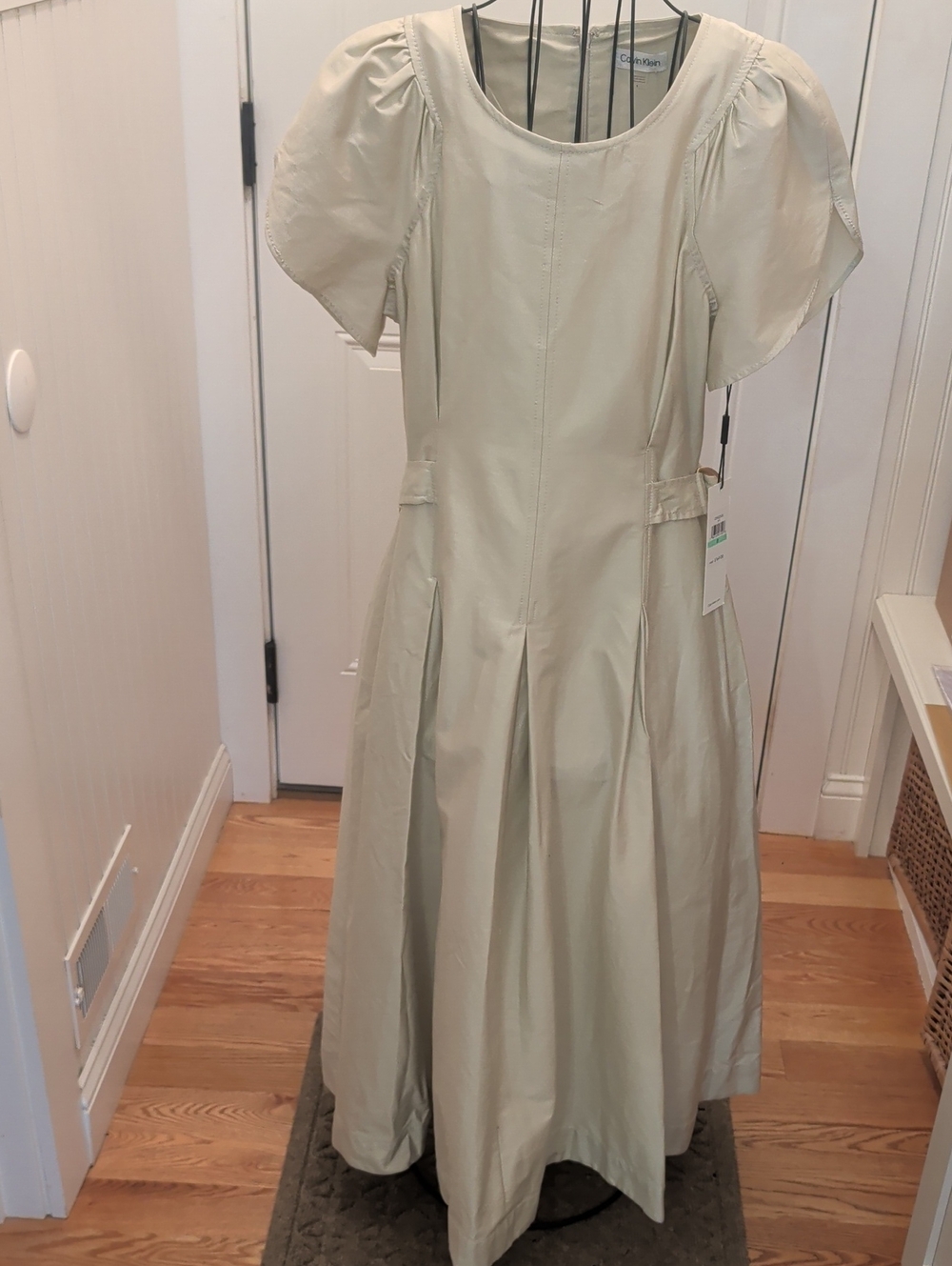 Nwt Calvin Klein Cream Puff-Sleeve Midi Dress